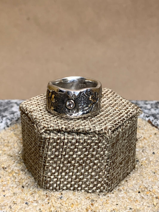 Sterling Silver Band w/ Stone and 14K Gold Accent Ring SZ 7