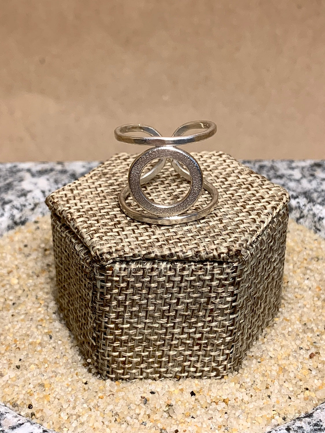 Sterling Silver Circle Ring SZ 8