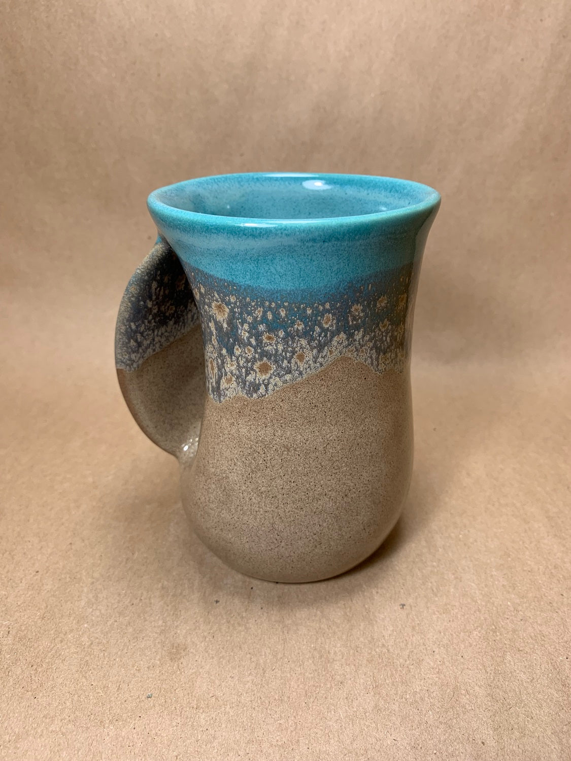 Handwarmer Mugs Left Handed Desert Sand