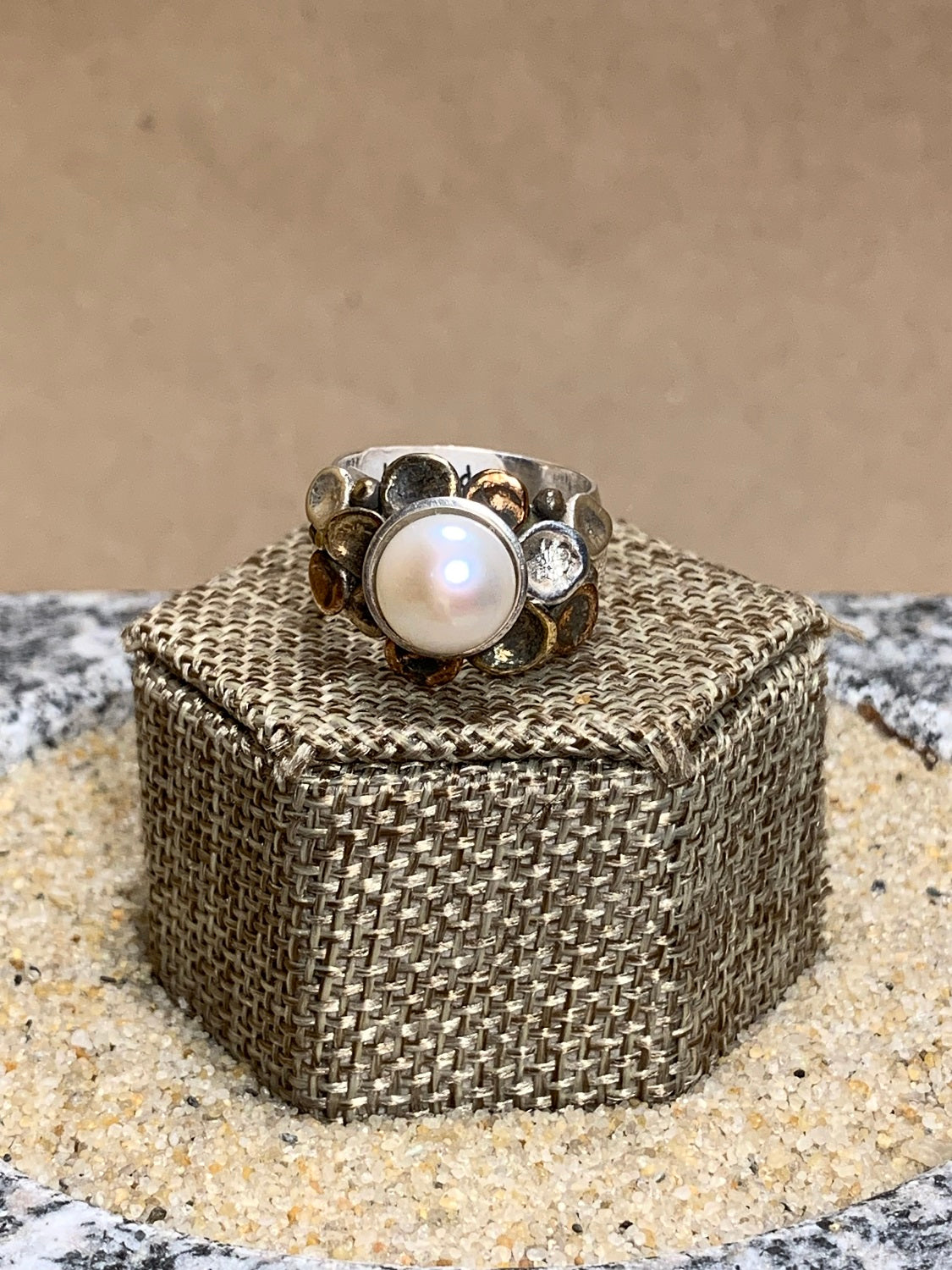 Silver Pod Ring w/ Pearl SZ 8.25